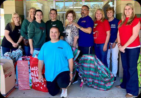 P-Town Jeepers Jeep Club shared the true spirit of Christmas by adopting 24 DC Reeves Elementary School students.