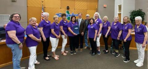 (L to R): Ann Marie Kenney, Pam Villagran, Sue Nelson, Donna Bouterie, Betty Bankston, Gloria Messenger, Tangipahoa Parish President Robby Miller, Tangipahoa Parish Councilman David Vial, Susan Melancon, Jean Hebert, Marie Heck, Maureen Felder, Gwen Domiano, Ginny Shartle (Courtesy Photo)