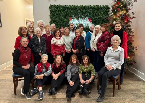 Wednesday Volunteers for Family and Community Celebrates Christmas