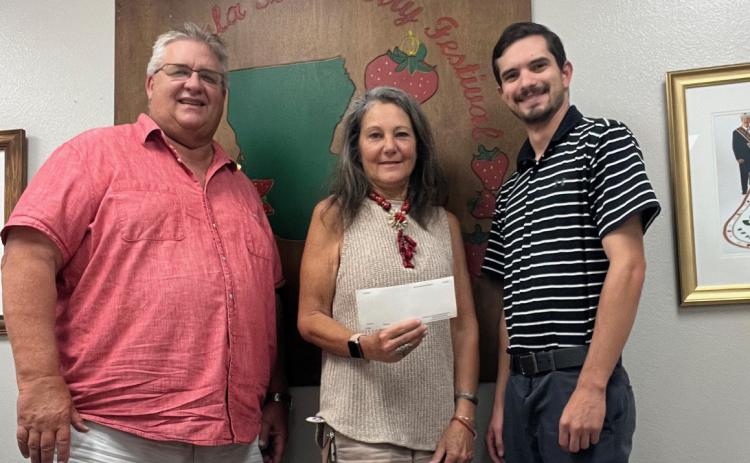 (L – R) Donald Lanier, Michelle Gallo, Tristen Miller (Courtesy Photo)